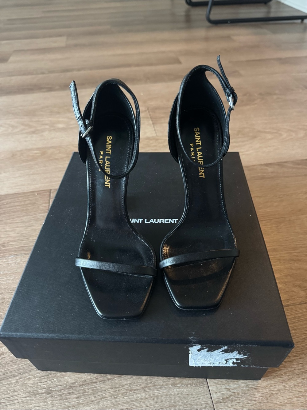 Saint Laurent Black Leather YSL Logo Heels - Picture 3 of 3
